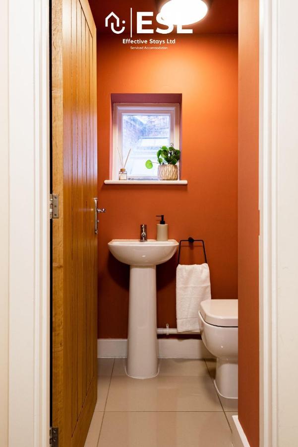 Elegant Apartment On Historic Cobbled High St Shrewsbury Town Centre Kültér fotó